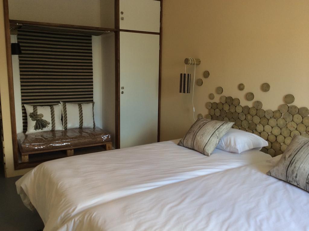 Ponta Delgada Marina Lounge Hostel חדר תמונה