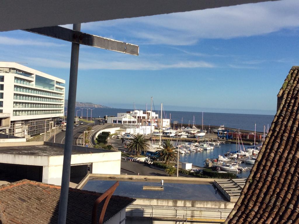 Ponta Delgada Marina Lounge Hostel חדר תמונה