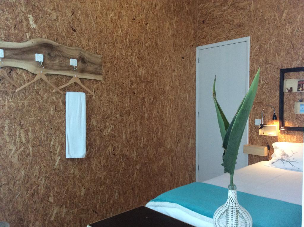 Ponta Delgada Marina Lounge Hostel מראה חיצוני תמונה
