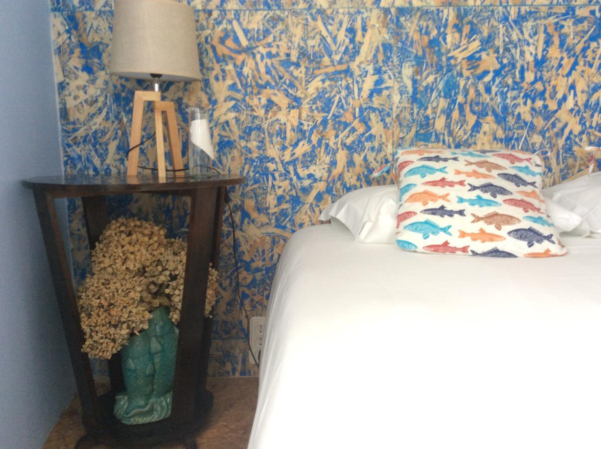 Ponta Delgada Marina Lounge Hostel מראה חיצוני תמונה