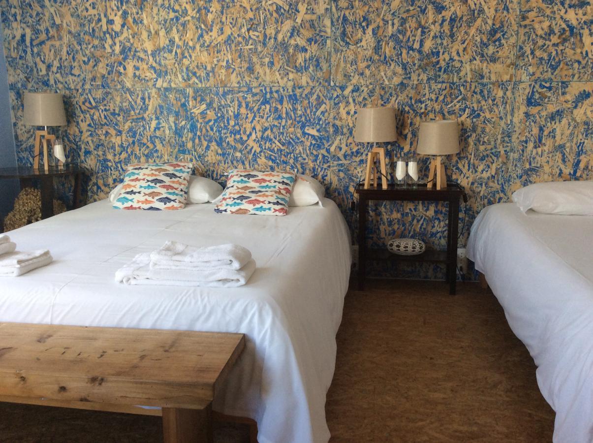 Ponta Delgada Marina Lounge Hostel מראה חיצוני תמונה