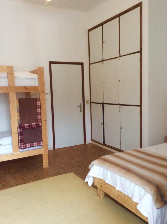 Ponta Delgada Marina Lounge Hostel מראה חיצוני תמונה