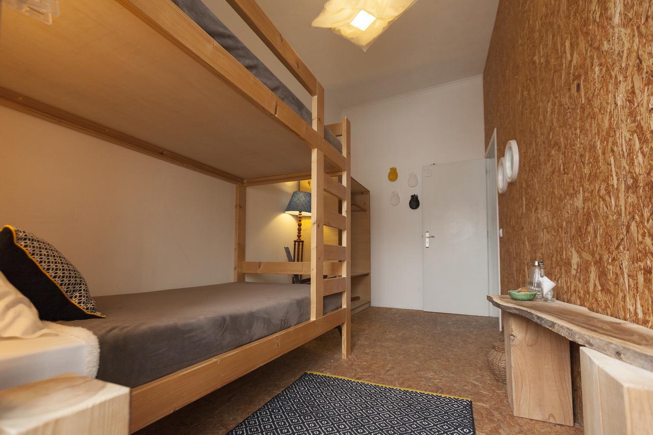 Ponta Delgada Marina Lounge Hostel מראה חיצוני תמונה